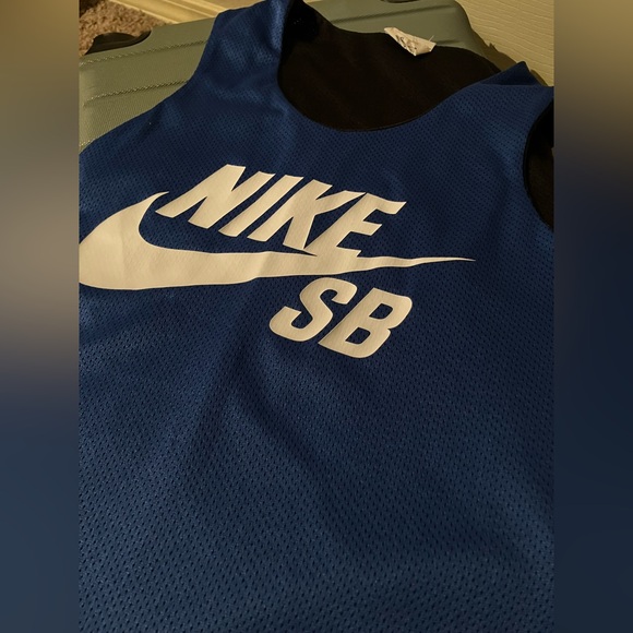 NIKE REVERSIBLE BASKETBALL JERSEY UNISEX FOR KIDS ROYAL BLUE OR BLACK SMALL - Picture 13 of 13